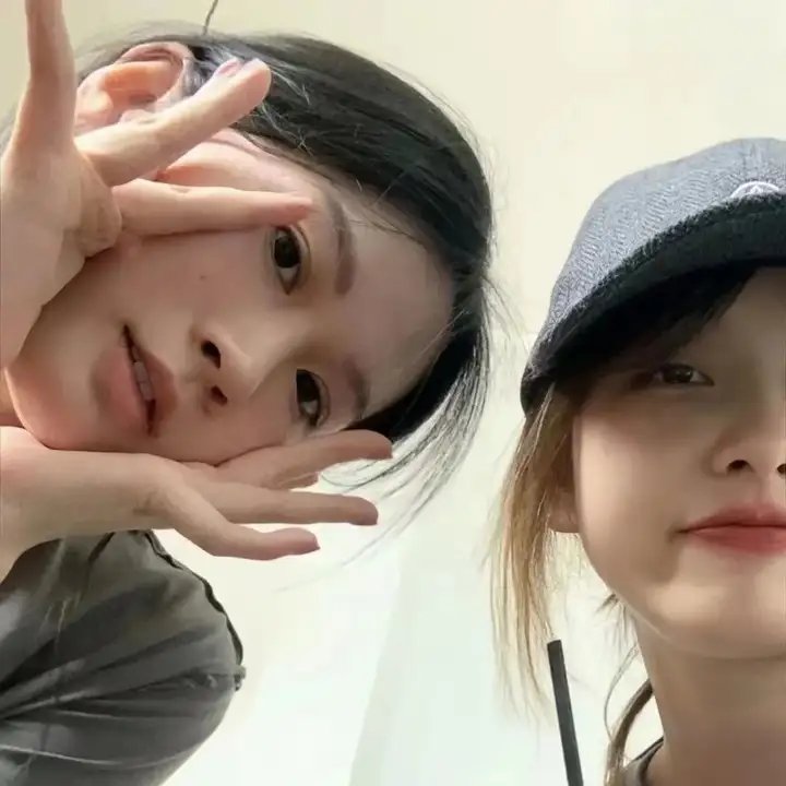 替身女配拿稳白月光剧本